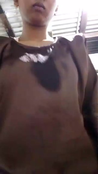 Mbak Binal Ngulum Kontol di Sofa