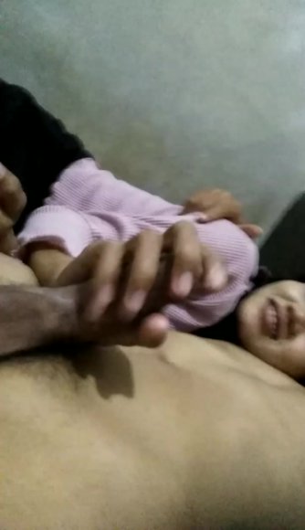 Siswi Nakal Colmek Brutal di Dapur