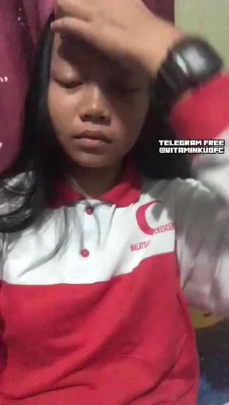 Cewek Jilbab Colmek Brutal di Balkon