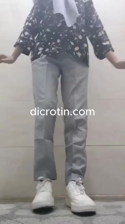 jilbab tocil kacamata colmek di wc umum full