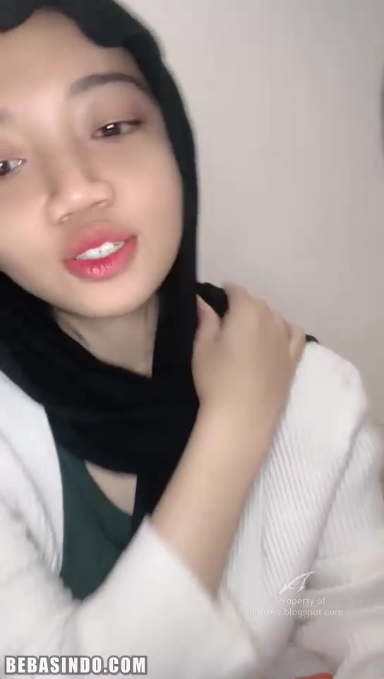 rarah abg jilbab cantik putih mulus colmek