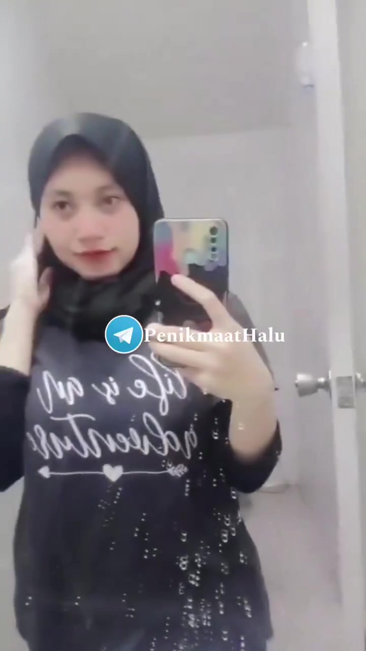 abg jilbab putih semok dan tobrut colmek buat pacar di sebar