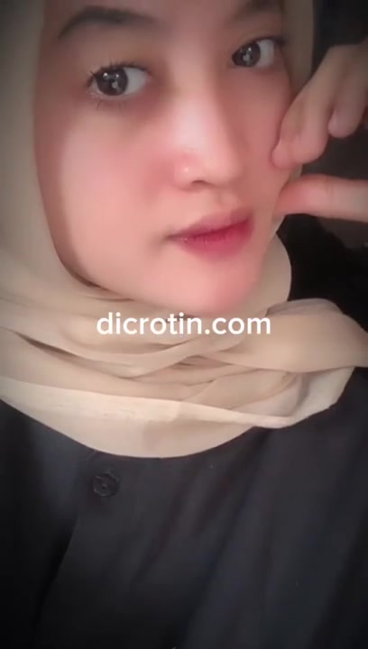 viral putri cewek jilbab tiktoker tobrut suka bugil colmek