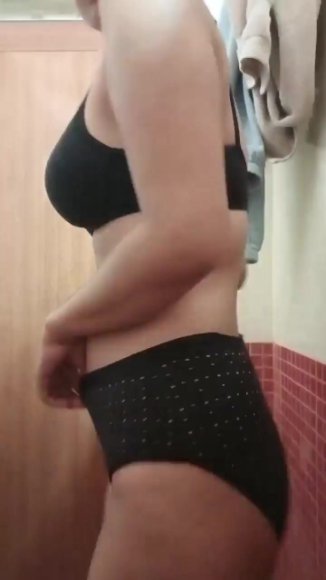 Cewek Genit Colmek Brutal di Balkon