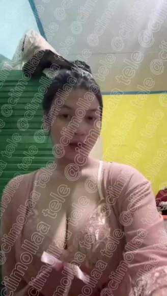 Mbak Binal Main Dildo di Kamar di Kamar Mandi