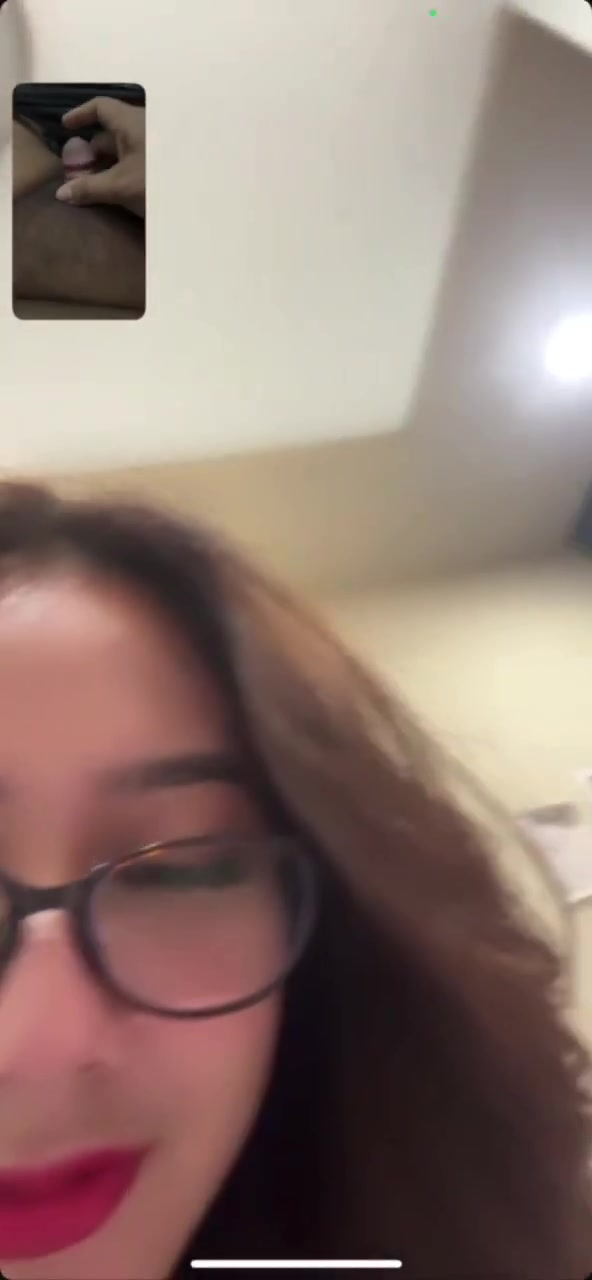 X2Twitter.com_Q3ZGNSvdRCDK3bDH_1280p