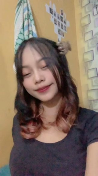 Cewek SMA Main Jari Sambil Desah di Kamar Kos