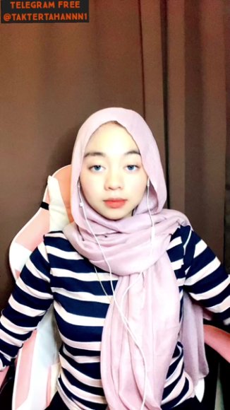 Janda Sange Colmek Brutal di Taman Belakang