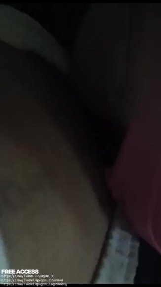 Cewek Jilbab Rekam Sambil Coli di Toilet Sekolah