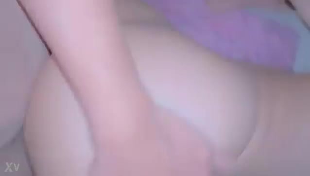 Tante Montok Main Dildo di Kamar di Balkon
