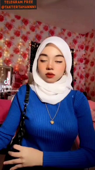Siswi Nakal Ngewe Bareng Pacar di Balkon