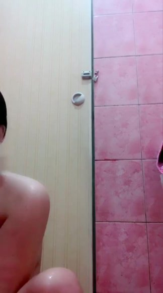 ABG Main Dildo di Kamar di Sofa