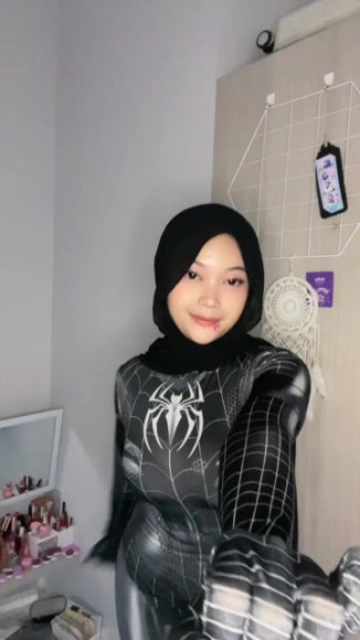 Mbak Binal Main Jari Sambil Desah di Kamar Kos