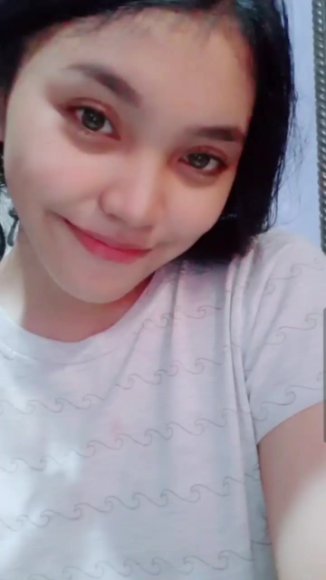 Siswi Nakal Dientot dari Belakang di Ruang Tamu