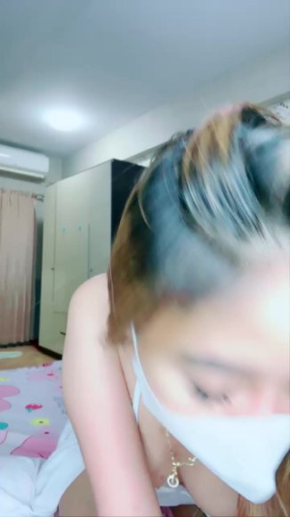 Mbak Binal Ngewe Bareng Pacar di Meja Belajar